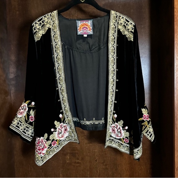 Johnny Was Black Velvet Jacket with Floral Embroidery - Picture 2 of 3